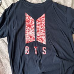 BTS World tour shirt