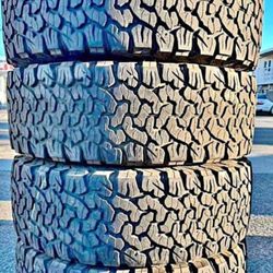 Vendo Set LT 275 55 R20 BFF Godrich Ko2 En Excelente Condiciones De Trabajo 