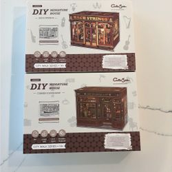 Cute Bee DIY Miniature Houses x2