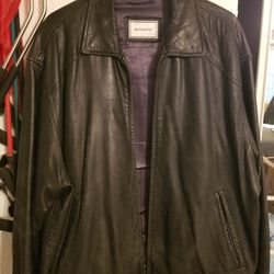 Men's Leather Jacket. Extra Large. Black. Very Nice Condition