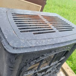 Pellet stove 22-in deep X 23 in wide x 29 inches high