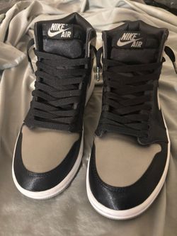 Womens US 8 Jordan 1 'Satin Shadow' Never worn Basketball shoes