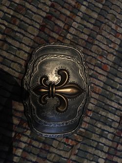 Saints belt buckle NEVER worn.