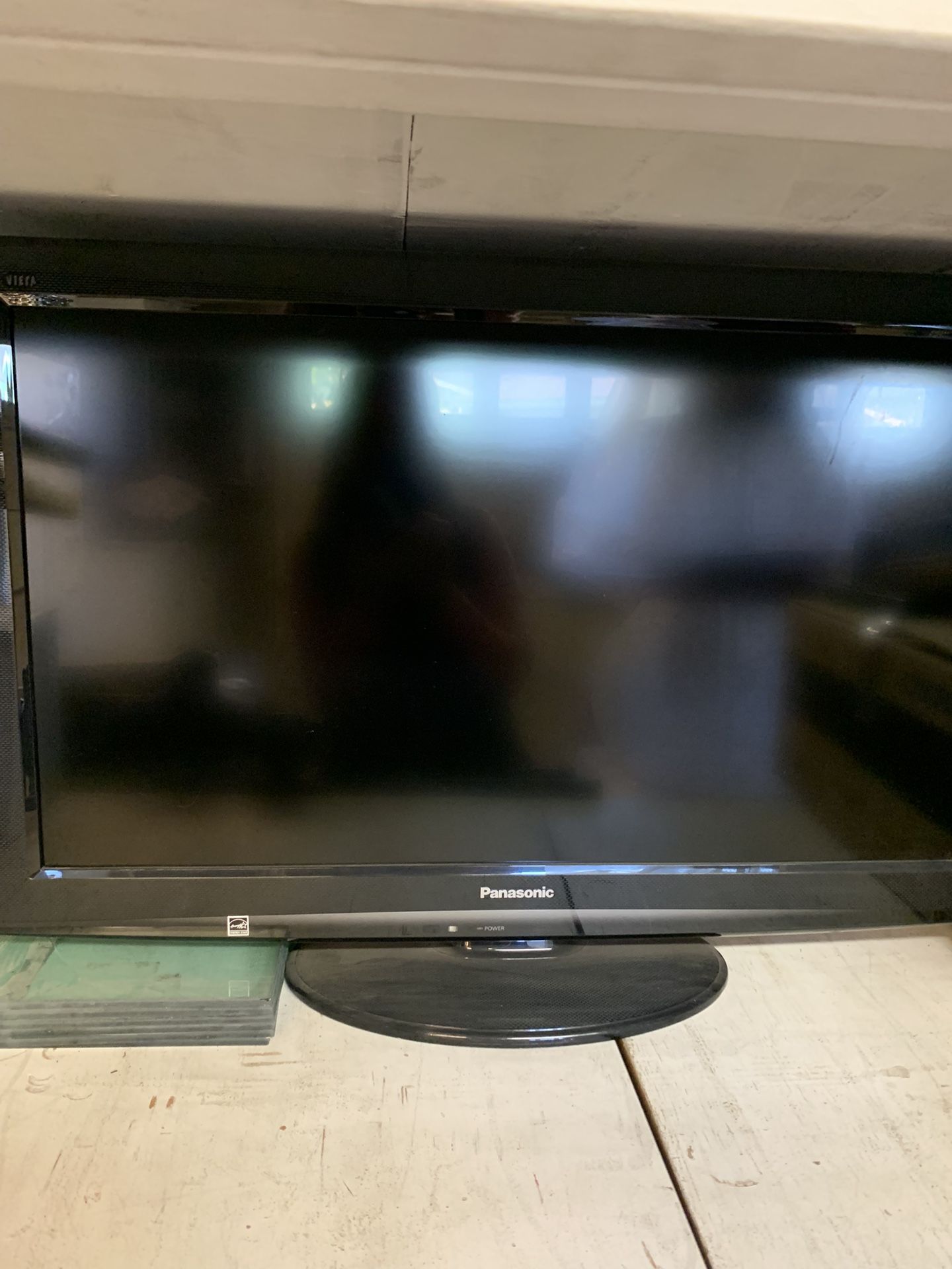 36” LCD HDMI TV PANASONIC