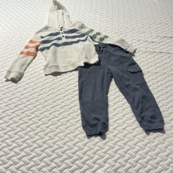 Splendid Kids' Striped Hoodie and Jogger Set - White and Gray size 3