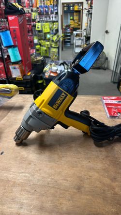 DEWALT 9 Amp 1/2 in. Spade Handle Drill Concrete Mud Mixer
