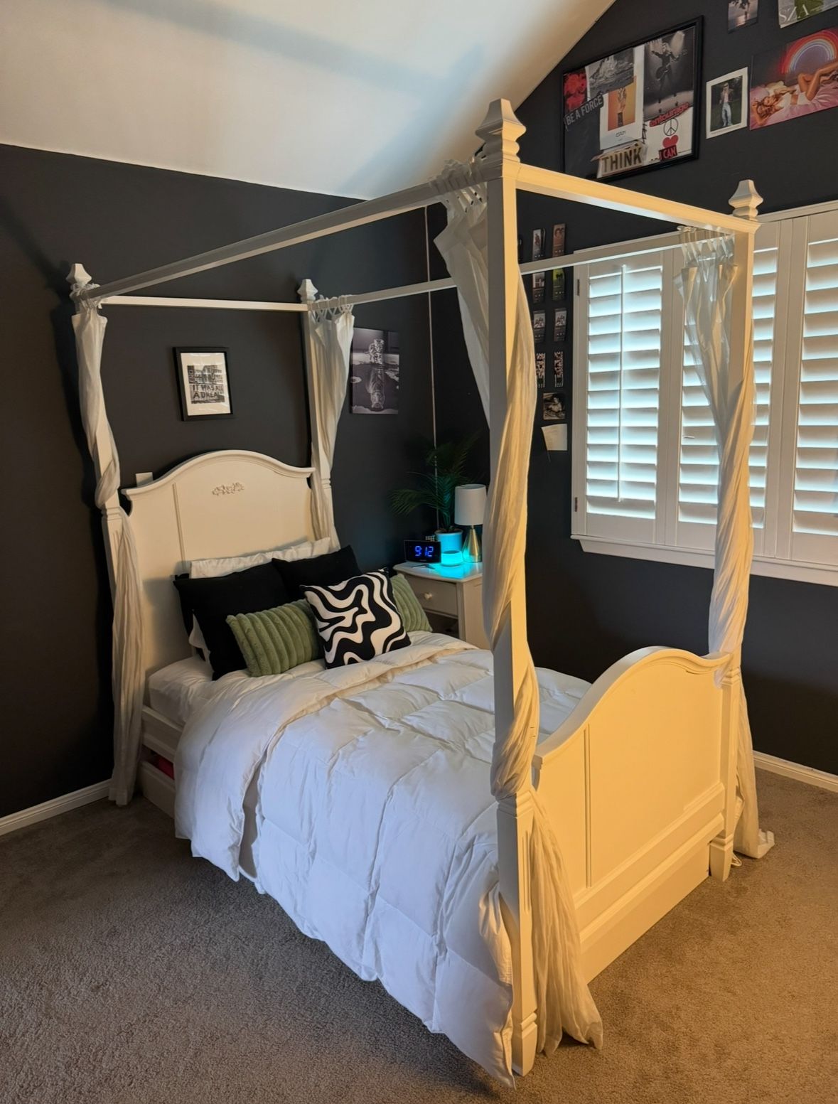 Pottery Barn Canopy Trundle Bed And Desk Set With Extras