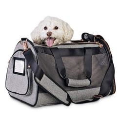 Pet carrier