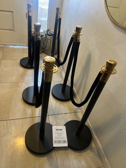 New Vevor Stanchions Set