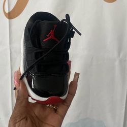 Toddler Jordan 11 Retro (low)