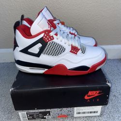 Jordan 4 Fire Red Size 8