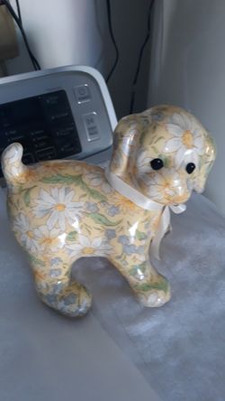 Porcelain dog