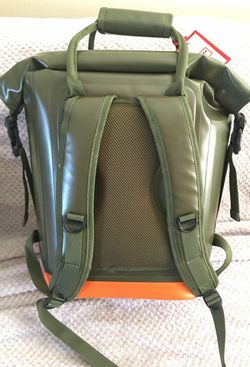 Hunter backpack best sale cooler
