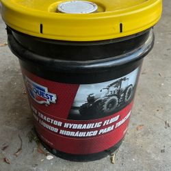 CarQuest 303 Tractor Hydraulic Fluid 5 Gal(18.9 L)