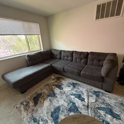 Ashley Furniture Falkirk 2-piece sectional sofa in dark gray. 