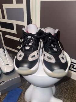 Nike Air Jordan 11 Low IE Black Cement Size 10