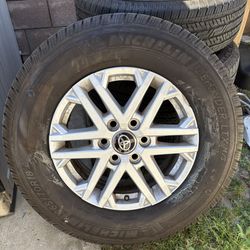 2025 Toyota tundra rims and tires