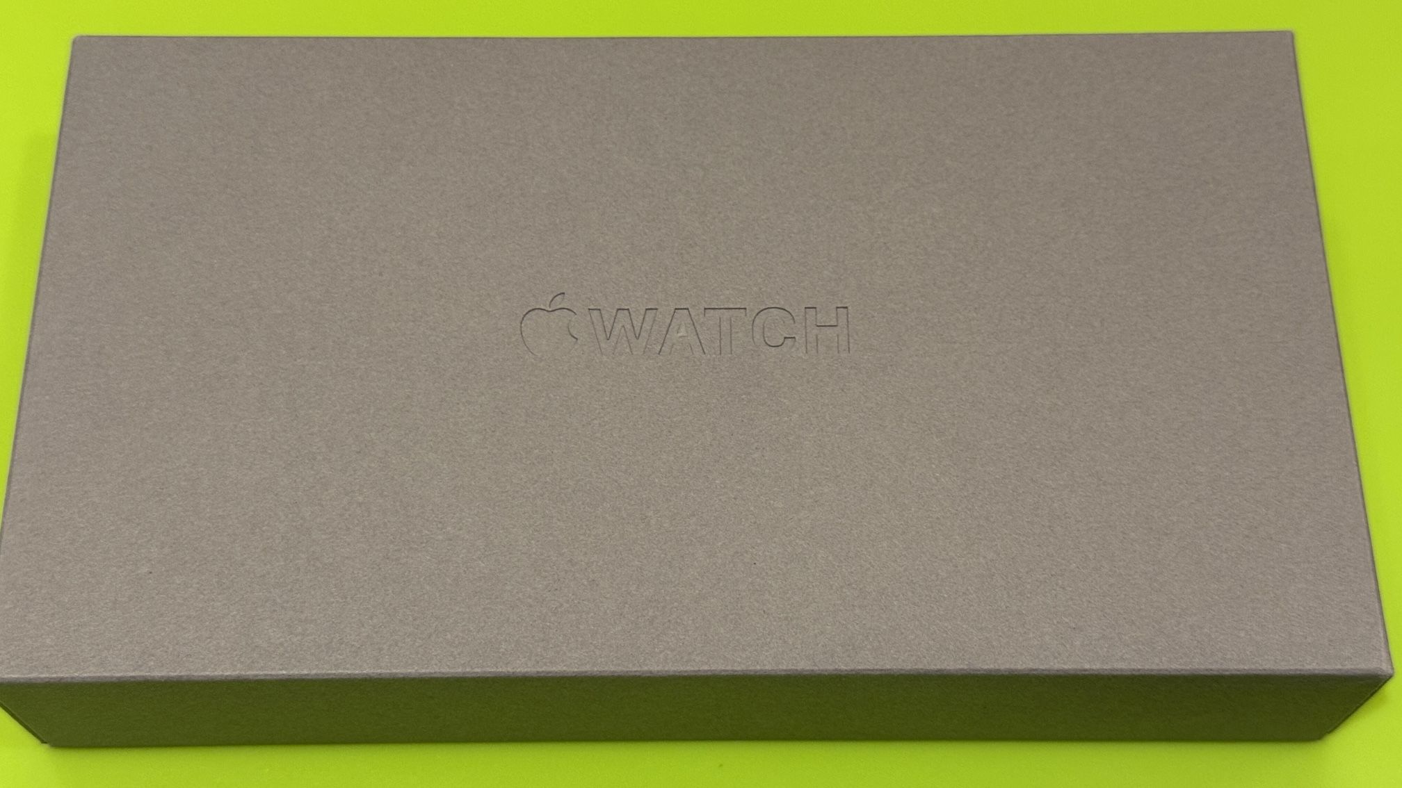 Apple Watch Ultra 2 Black Titanium Unlocked Black Trial Loop