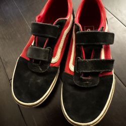 vans shoes size 3.5Y In very good condition 