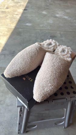 Birdies The Lark women’s slipper size 10