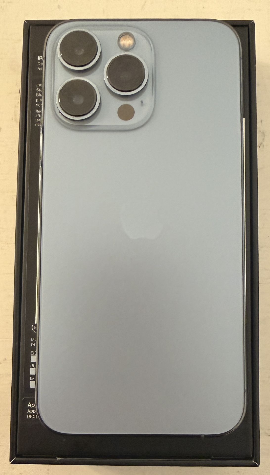 Iphone 13 Pro 128 gb (Excellent Condition) W/ 100% Battery Health (No low ball bidder please)