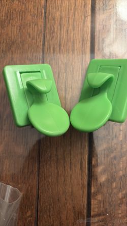 Wall hangers
