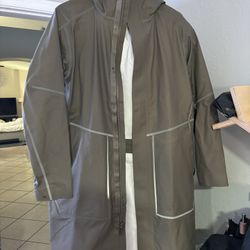 Lululemon - Ashta Shell Parka XS