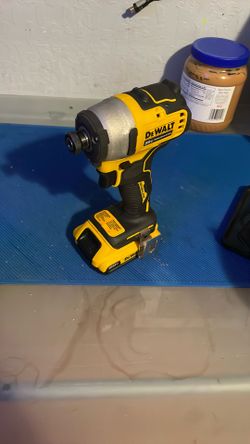 DEWALT ATOMIC 20V MAX Brushless Compact Cordless Impact Driver