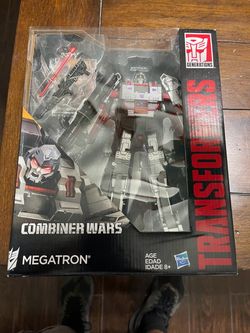 Transformers Generations Combiner Wars Megatron Figure