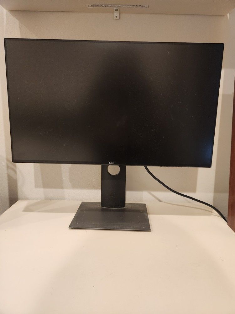 24in Dell Computer Monitor