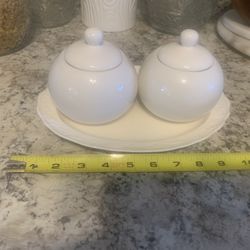 Coffee/creamer Set With Tray