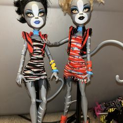 Monster High Meowlody & Purrsephone Zombie Shake