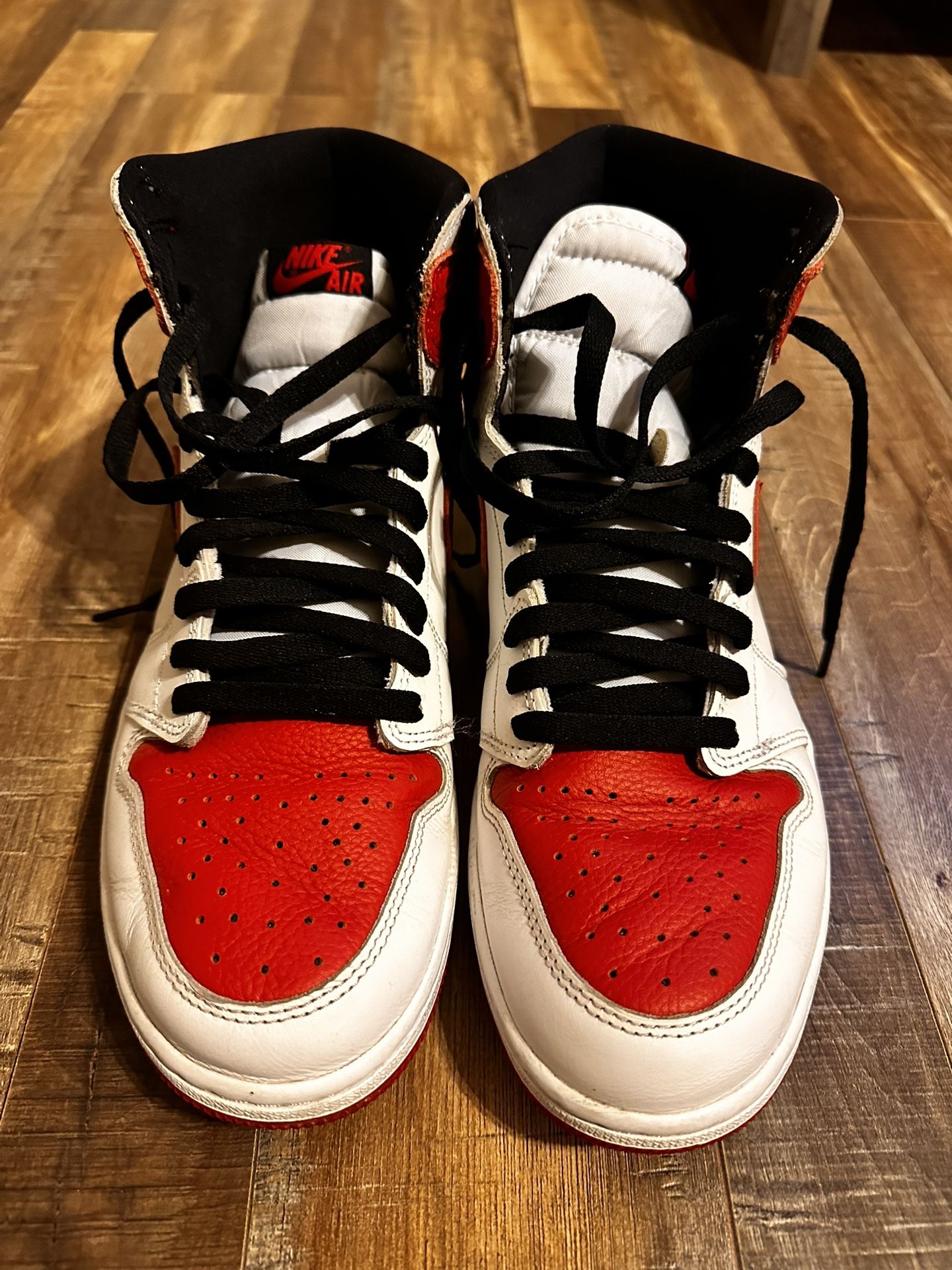 Jordan 1 OG Heritage Size 10.5 M