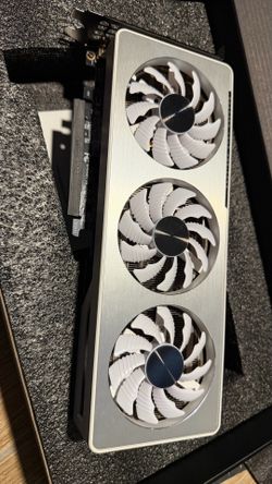 Gigabyte GeForce RTX 3060 Ti Vision OC 8GB White