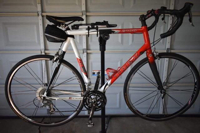 Trek 2100 ZR9000 Aluminum 63cm Road Bike Accessories for Sale in La Mesa CA OfferUp
