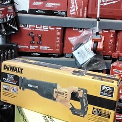 DEWALT 20V MAX BRUSHLESS FLEX VOLT ADVANTAGE RECIPROCATING SAW (TOOL ONLY)