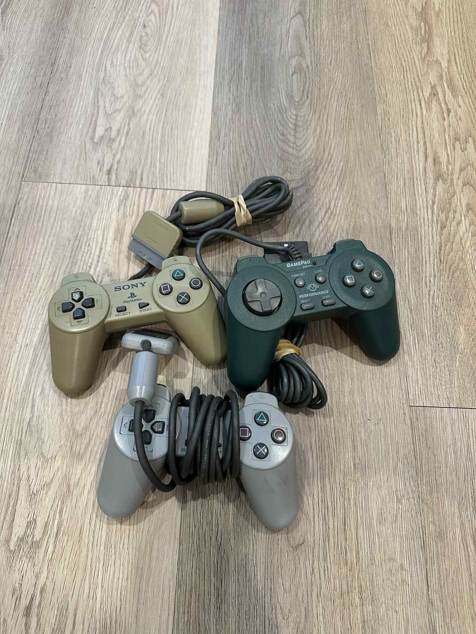 PlayStation 1 Controllers