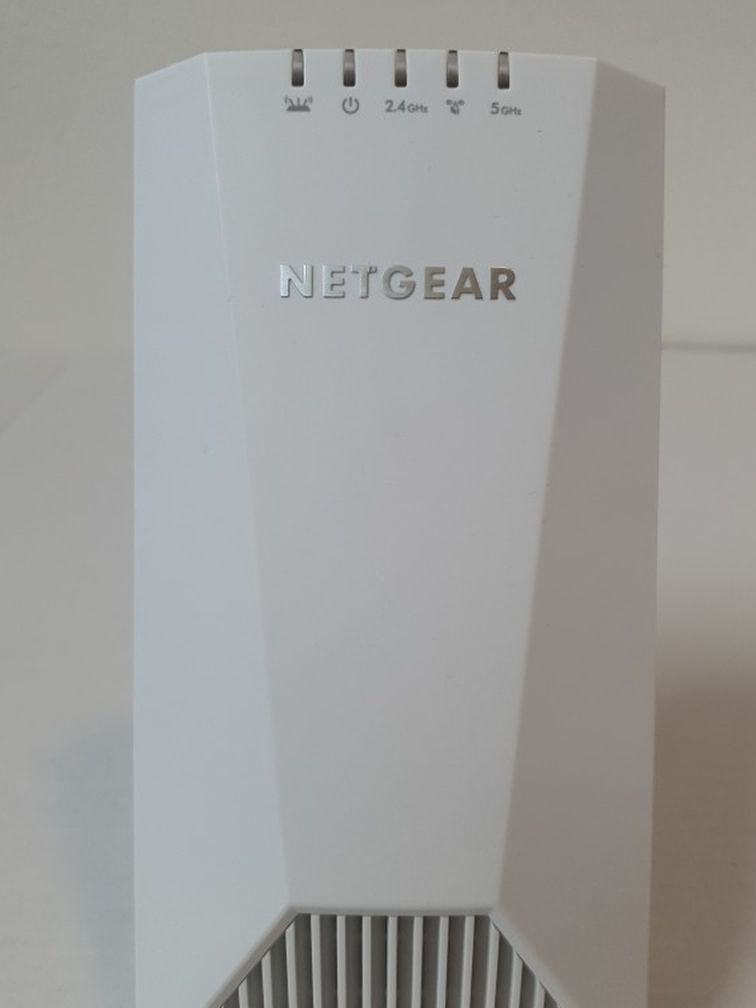 Netgear nighthawk X4S AC2200 Tri-Band WiFi Range Extender , Model: EX7500 Used .. Condition is "Used". Netgear nighthawk X4S ac2200 Tri-Band WiFi Rang