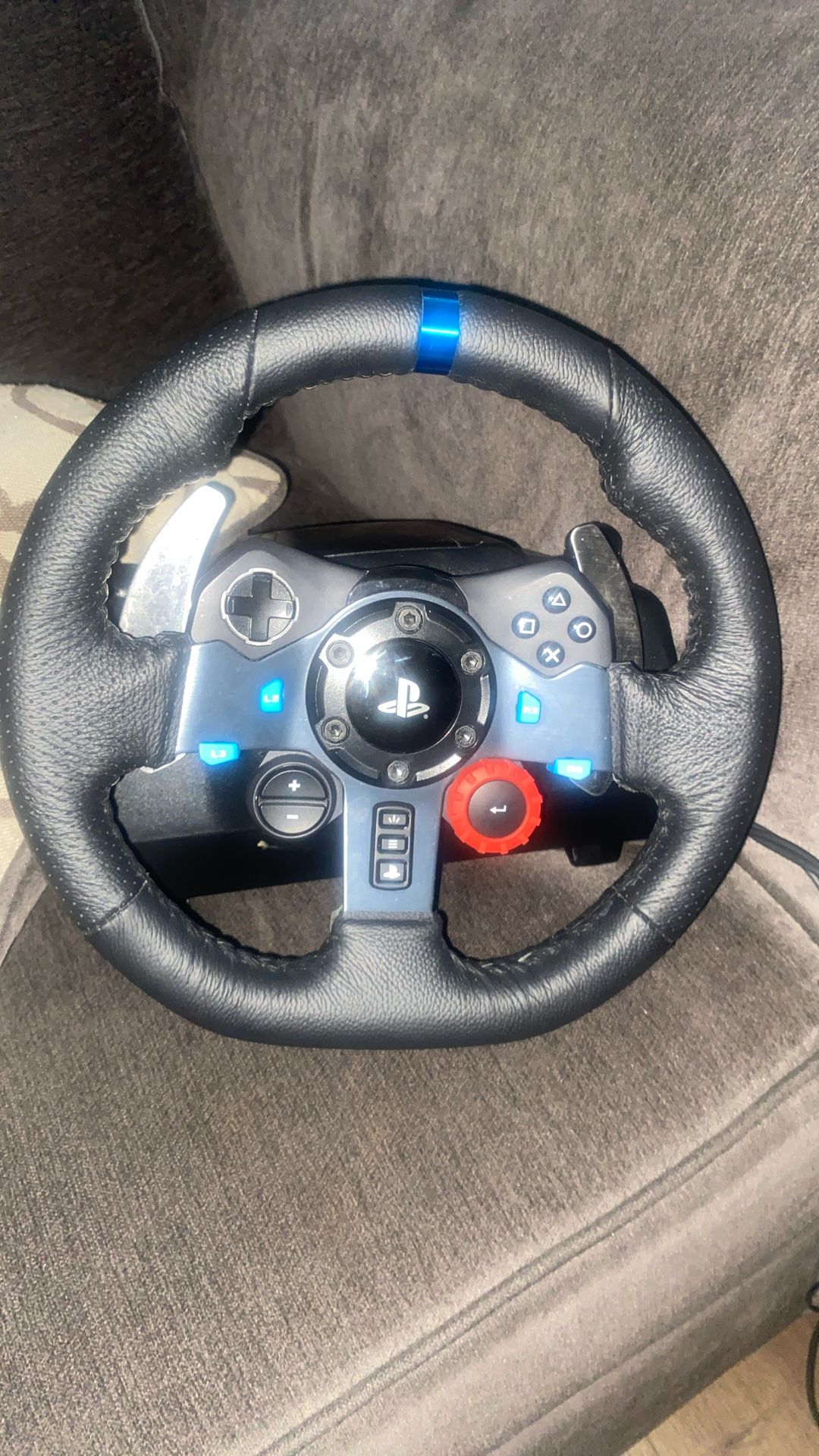 Logitech G29 steering wheel