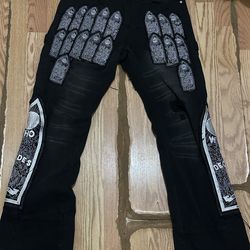 Who decided war jeans “READ DESCRIPTION”