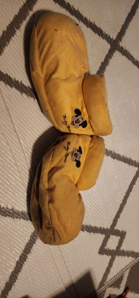 Vintage  1980s Disney  Mickey Mouse By Carousel  Slippers