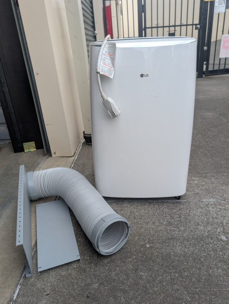 LG 10000 BTU DUAL Inverter Portable Air Conditioner - White