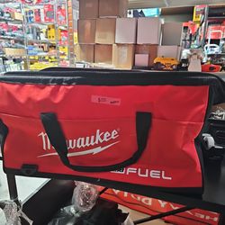 Milwaukee Extra Large Tool Bag