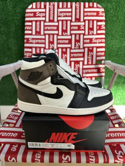 Air Jordan 1 Retro High OG  “Dark Mocha”