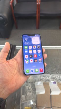 Apple iPhone 14 (read description)