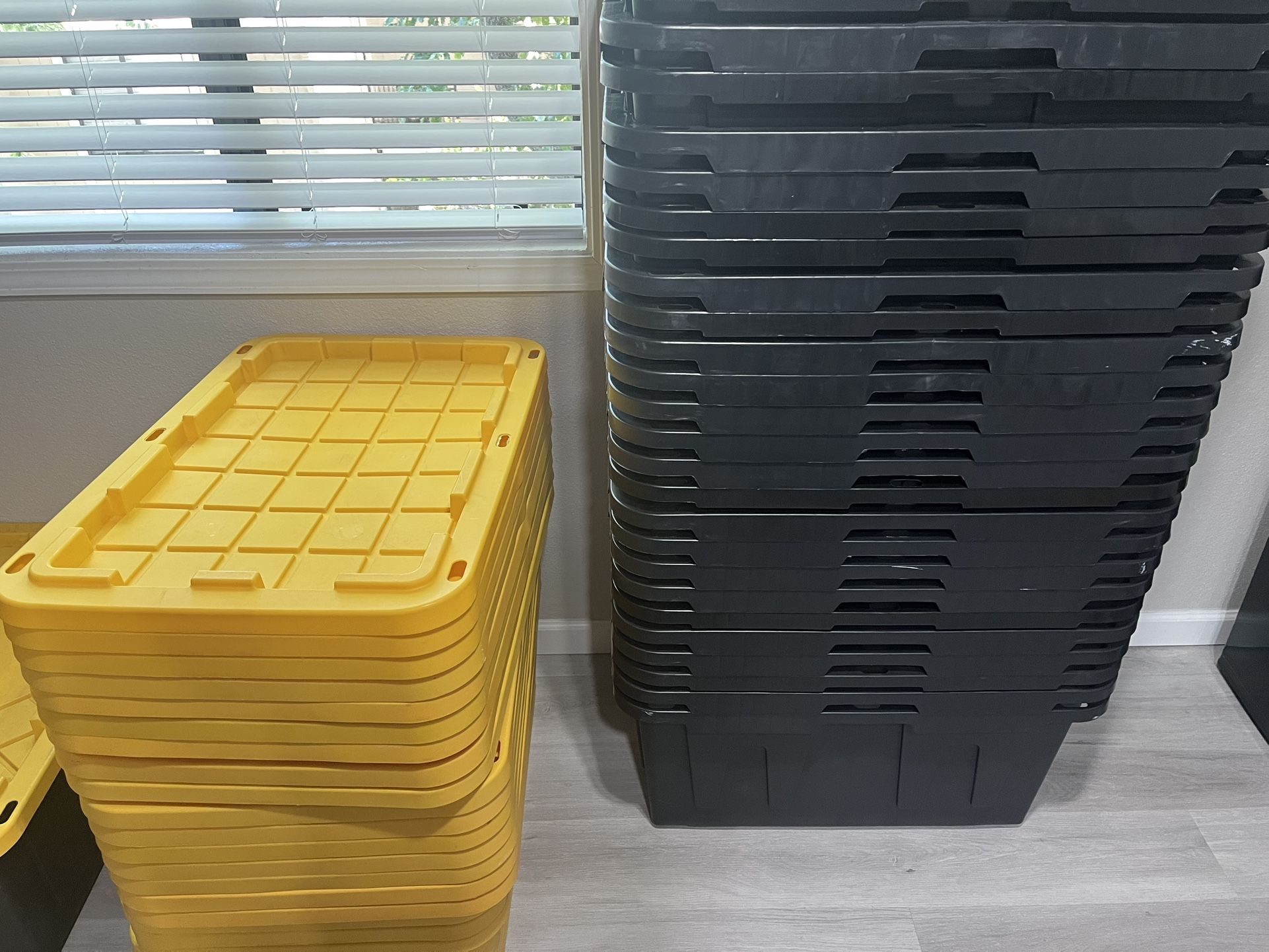 25 27-gallon Lowe’s Tubs