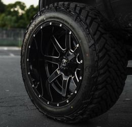 22x12 FUEL WHEELS GLOSS BLACK MILLED DEEP LIP 6X135 22 FIT F150 F-150 FORD