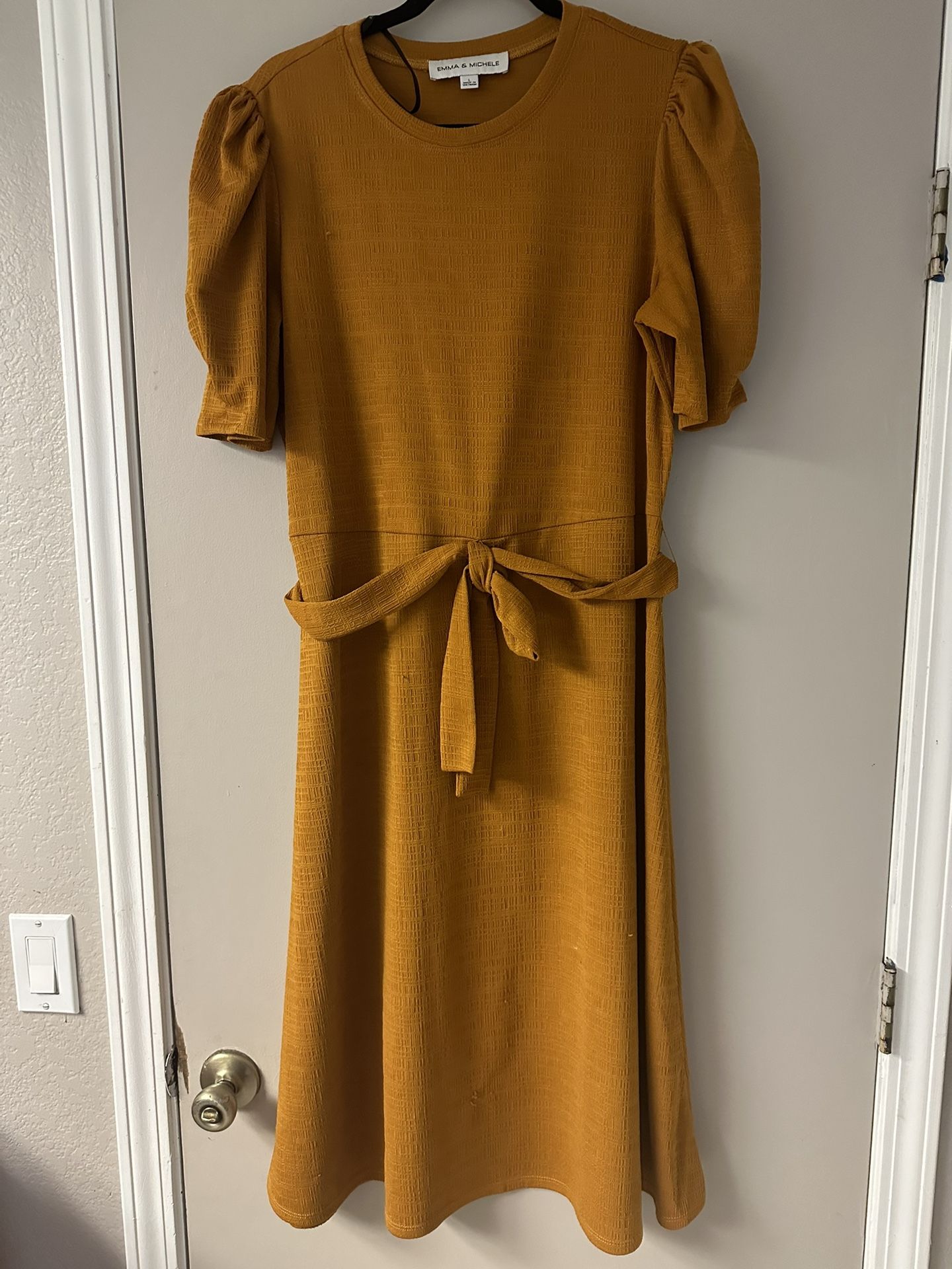 Emma & Michelle Dress (Lg)