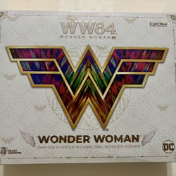 Beast Kingdom Wonder Woman 1984: Golden Armor Wonder Woman DAH-026 Dynamic