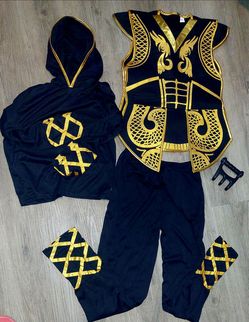 Spooktacular Creations
4-Piece, Golden Ninja Fighter Costume
Size: Medium